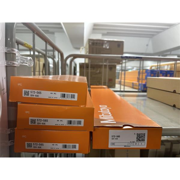 日本MITUTOYO三豐數(shù)顯標(biāo)尺572-565